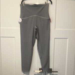 SPANX Houndstooth Off-White Booty-Boost Leggings